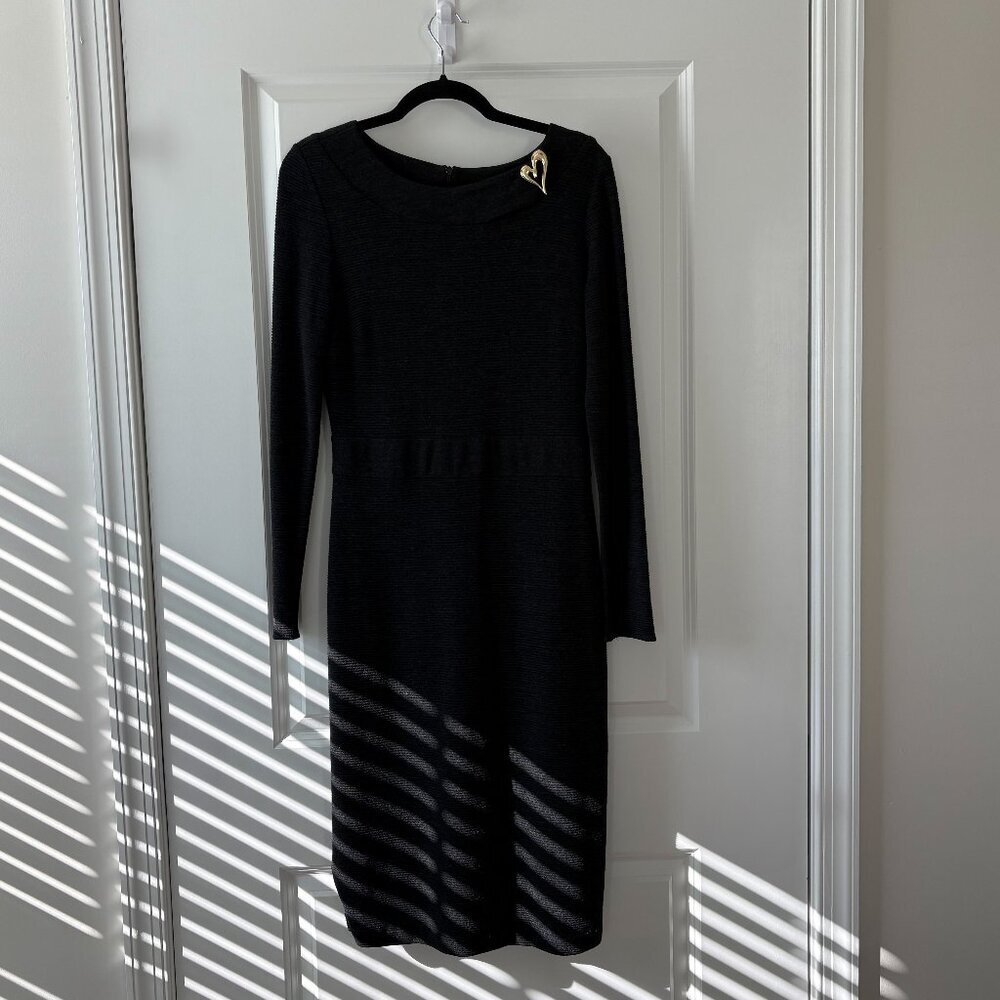 Talbots Vintage Elegant Charcoal Gray Midi Sweater Dress with Brooch Size 8